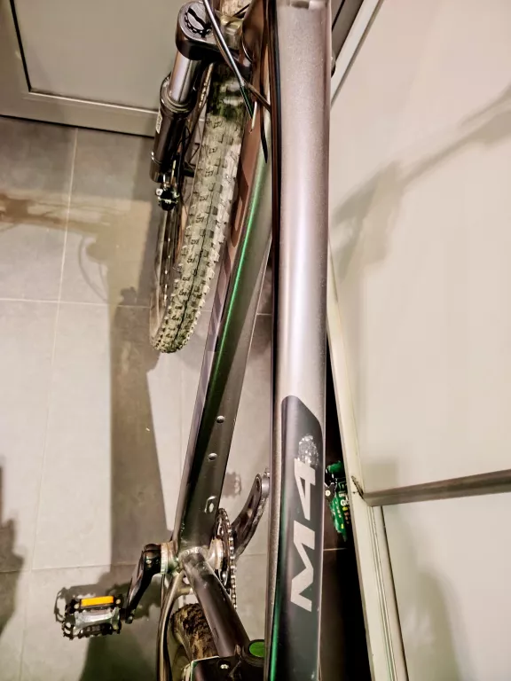 ROWER ROMET MUSTANG M4 LITE GRAFITOWY 29' + FOTELIK