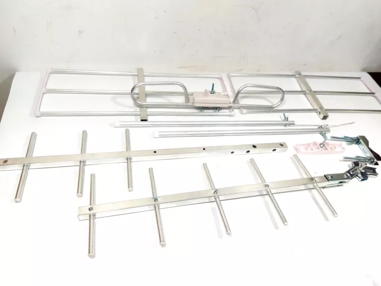 ANTENA KIERUNKOWA TECHNISAT TECHNICOMBO UHDT 2000