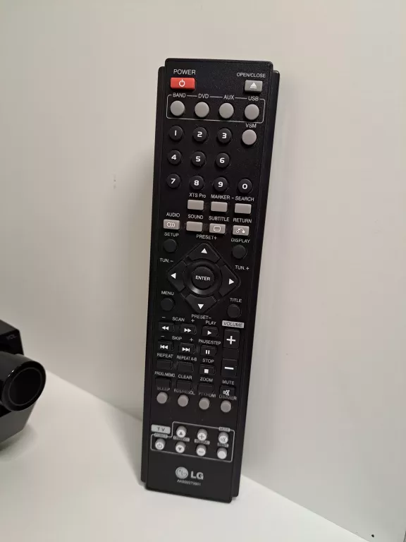 LG ZESTAW KINA DOMOWEGO LG HT 552 5.1 / BDB STAN