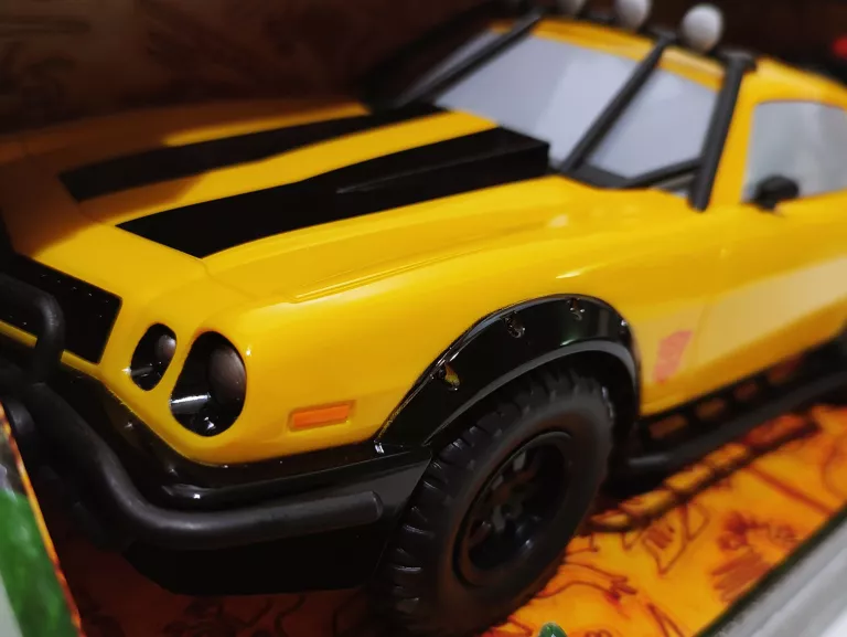 jada-toys-transformers-chevrolet-camaro-stan-11323-238058