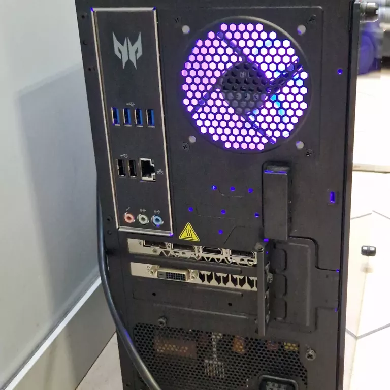 KOMPUTER STACJONARNY ACER PREDATOR ORION 3000/I7-10700/16GB/1TB RTX2060