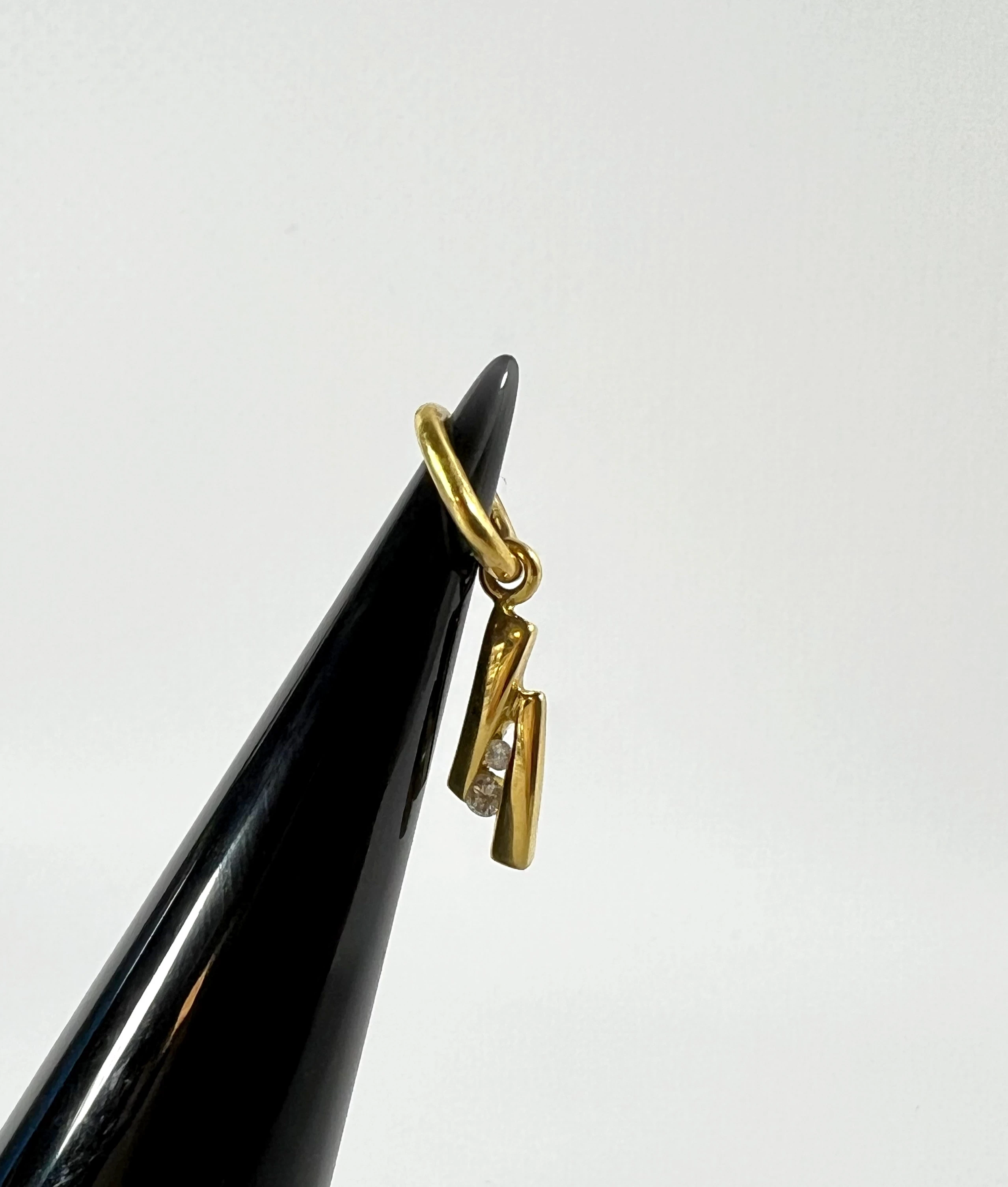 zlota-zawieszka-z-brylantem-750-127g-004c-rodzaj-2205-2