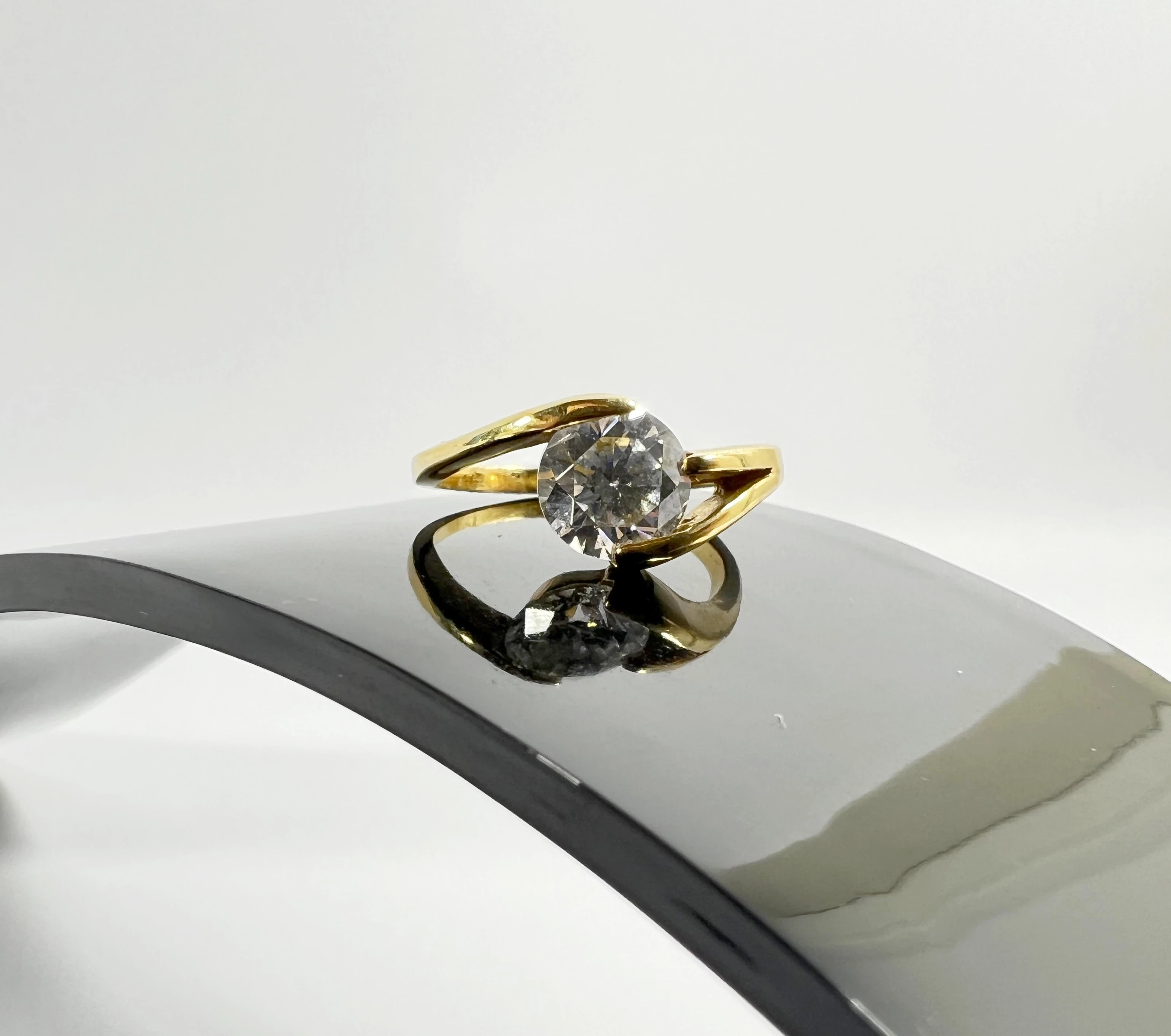 zloty-pierscionek-z-cyrkonia-585-346g-r13-material-15835-2