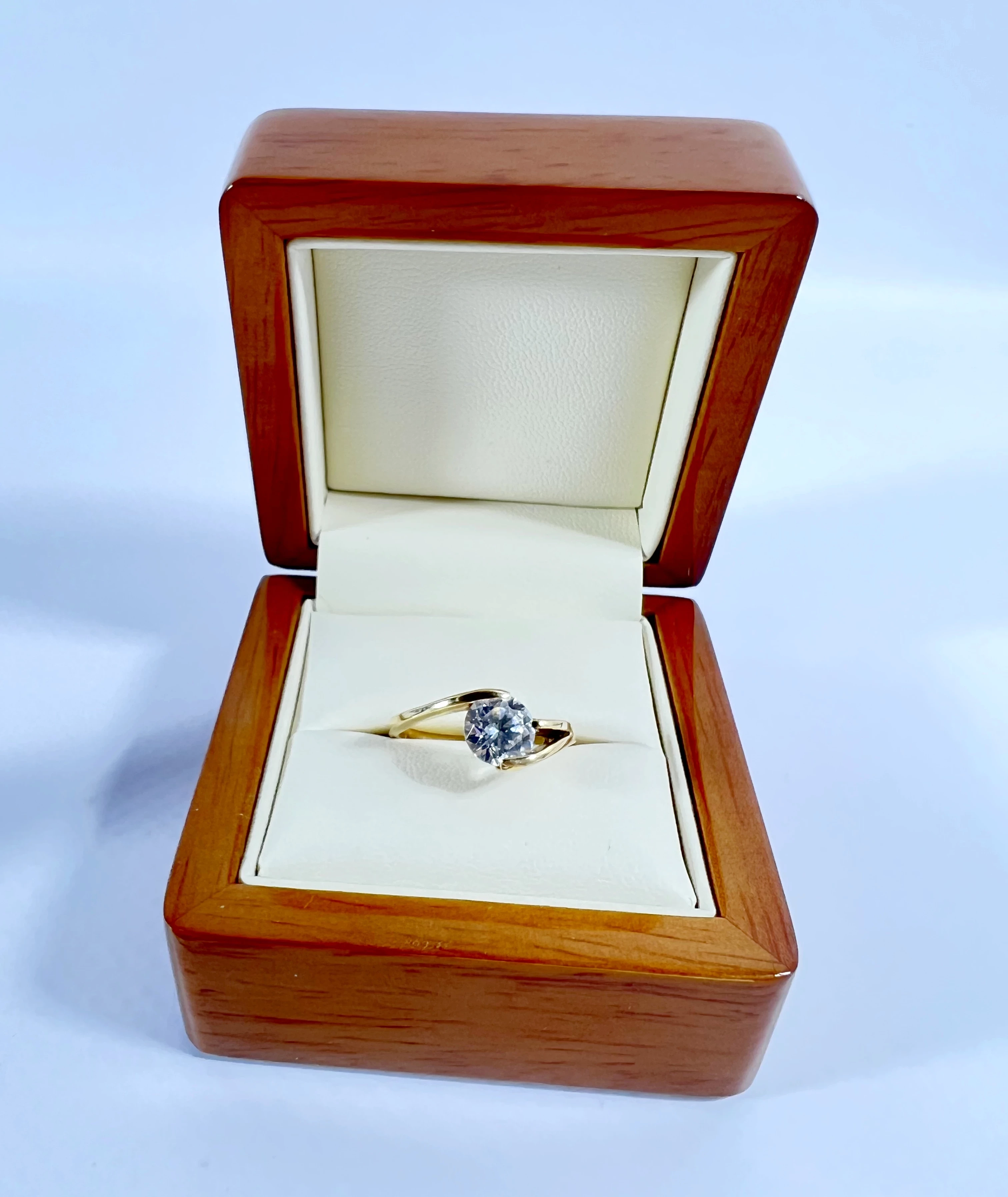 zloty-pierscionek-z-cyrkonia-585-346g-r13-stan-11323-2