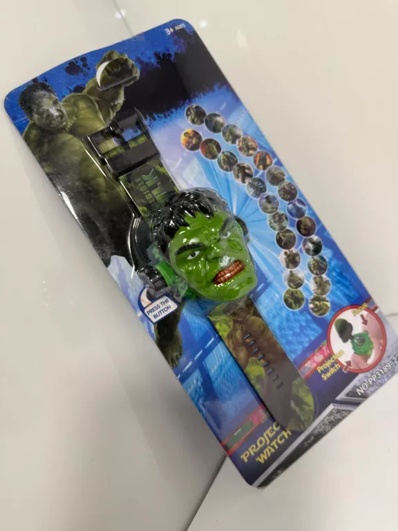 ZEGAREK Z PROJEKTOREM HULK