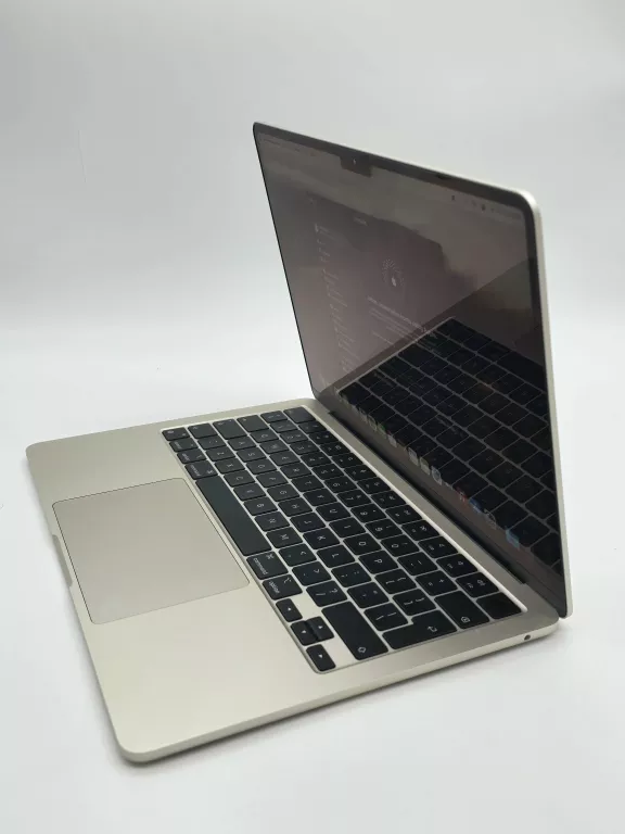 LAPTOP MACBOOK AIR (13-INCH, M3, 2024) GW MARZEC 2025