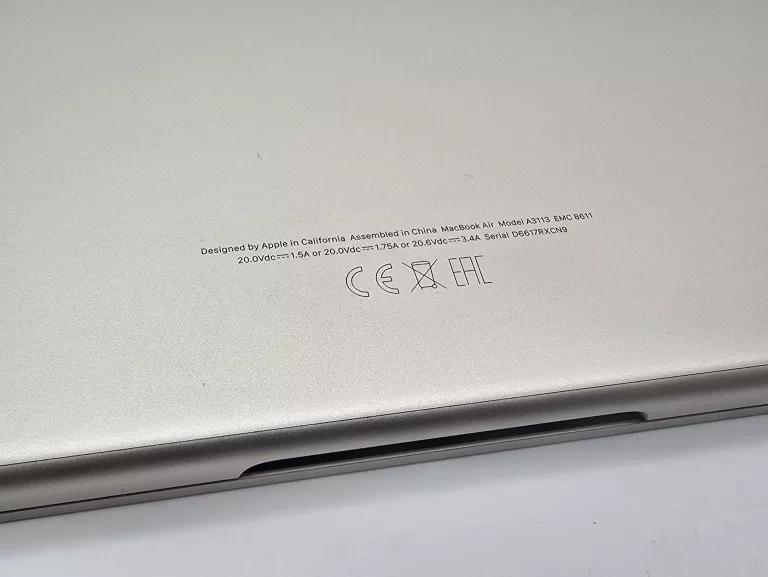 LAPTOP MACBOOK AIR (13-INCH, M3, 2024) GW MARZEC 2025