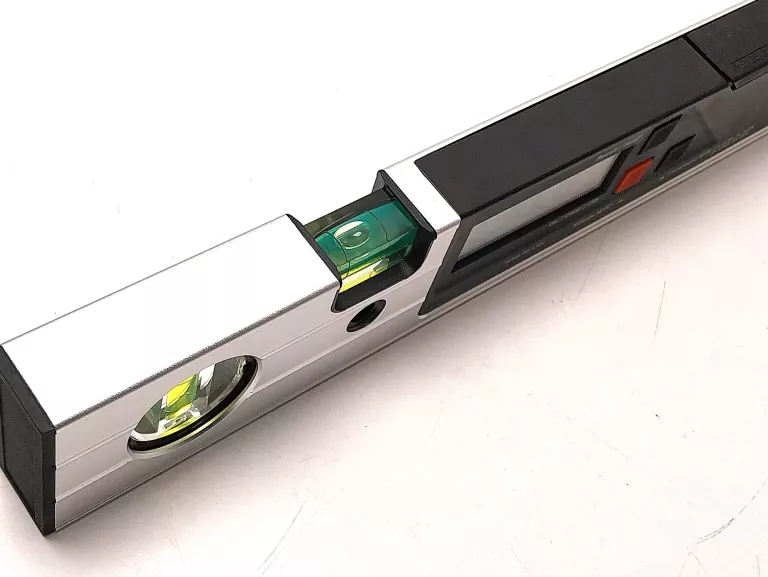 KĄTOWNIK CYFROWY BOSCH GAM 220 MF + ETUI