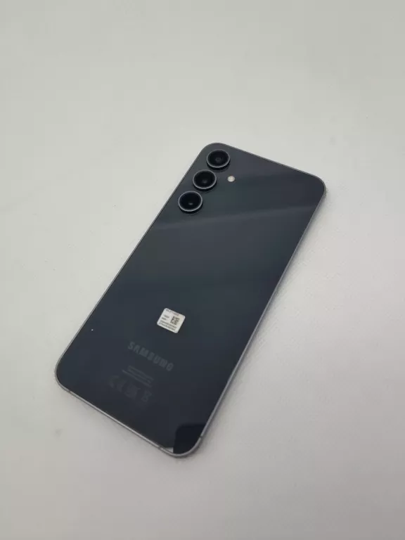 telefon-samsung-galaxy-s23fe-stan-11323-2