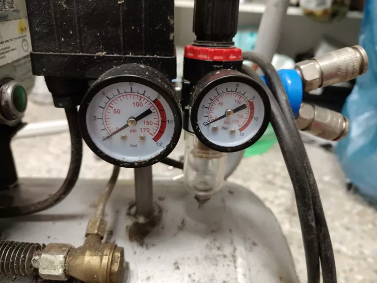 KOMPRESOR OLEJOWY SPRĘŻARKA TAGRED 50L V2 2 TŁOKI TA360