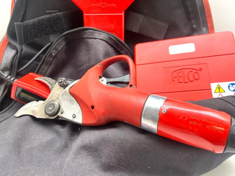 SEKATOR FELCO 811