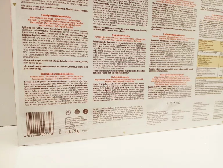 MERCI ŚWIĄTECZNA KOLEKCJA CZEKOLADEK 675 G