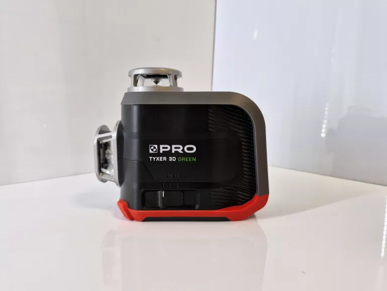 LASER KRZYŻOWY 360 PRO TYXER 3DG LINIOWY ZIELONY SAMOPOZIOMUJACY ZESTAW