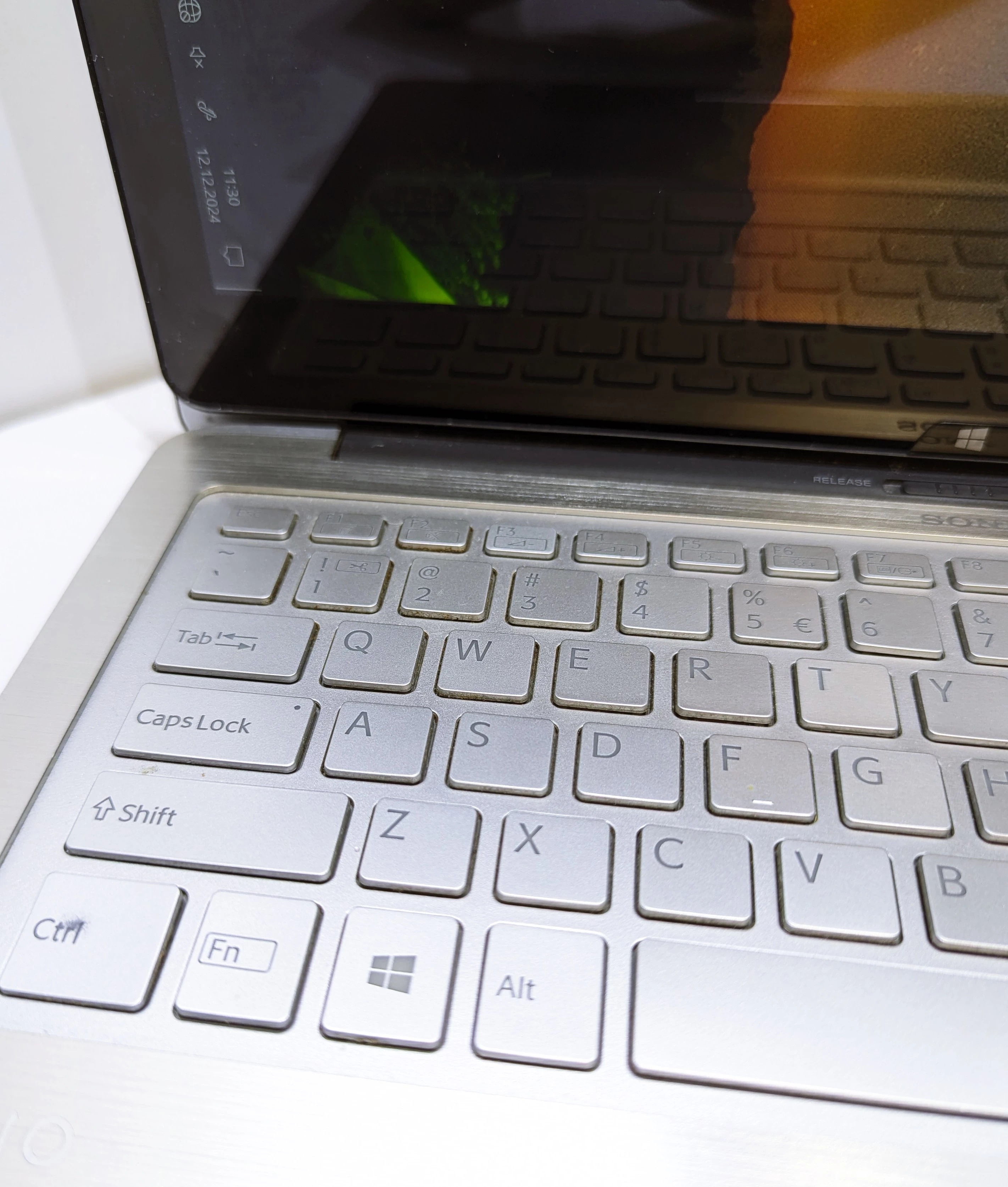 laptop-sony-vaio-fit-multi-flip-svf13n1x2es-i7-45008gb240ssd-kod-producenta-svf13n1x2es