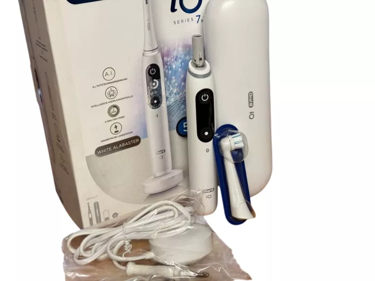 SZCZOTECZKA ORAL-B IO SERIES 7N BIAŁA ZESTAW 1 KOŃCÓWKA