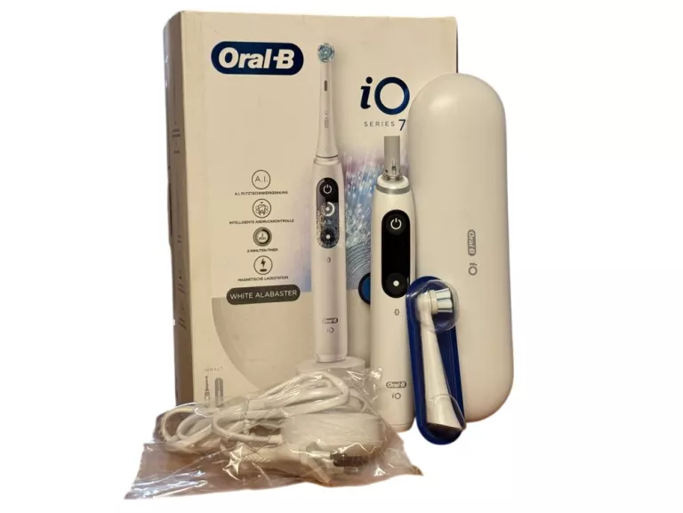 SZCZOTECZKA ORAL-B IO SERIES 7N BIAŁA ZESTAW 1 KOŃCÓWKA