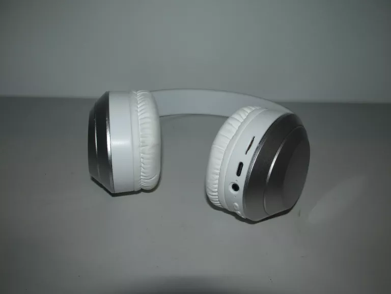 SREBRNE SŁUCHAWKI BLUETOOTH UID-55