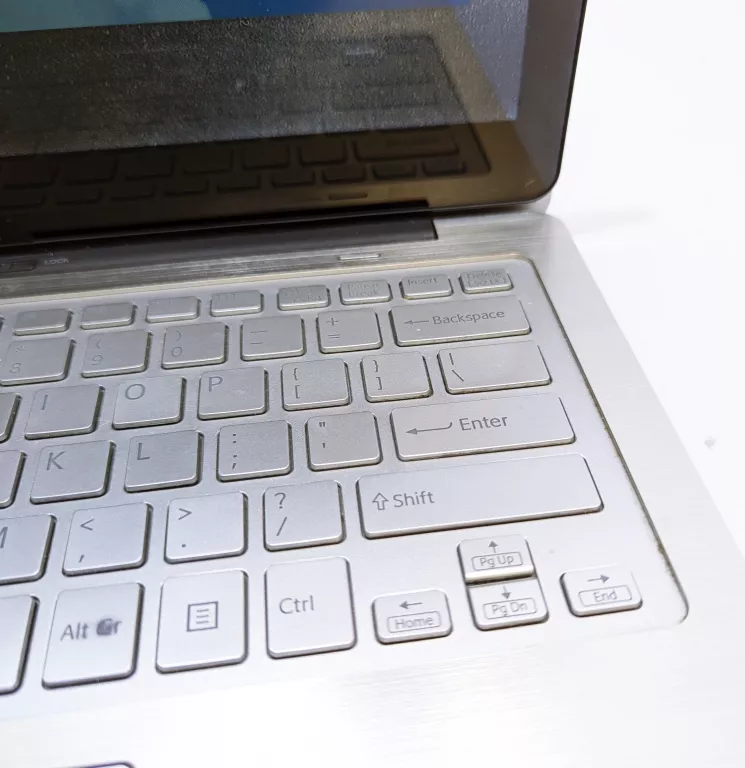 laptop-sony-vaio-fit-multi-flip-svf13n1x2es-i7-45008gb240ssd-przekatna-ekranu-1330