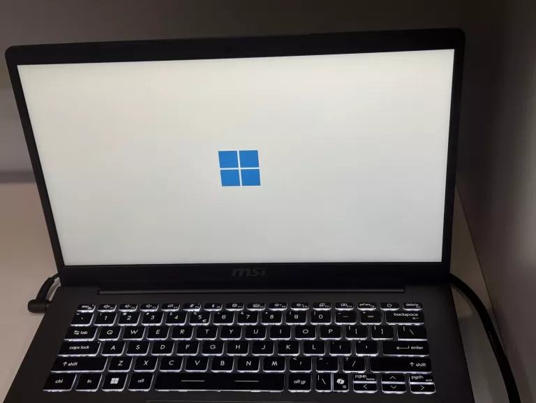LAPTOP MSI MODERN 14 F13MG INTEL CORE I5-1335U, 14,0”, 16GB RAM, 512GB SSD