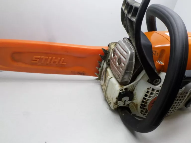 PIŁA SPALINOWA STIHL 251/C 2023R.