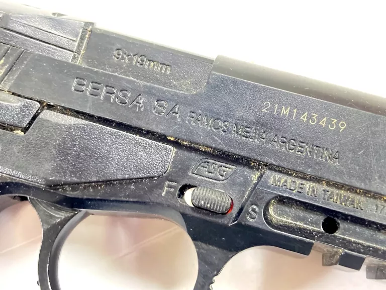 WIATRÓWKA PISTOLET BERSA THUNDER 9 PRO 4,5 MM BB ŚRUT OKRĄGŁY