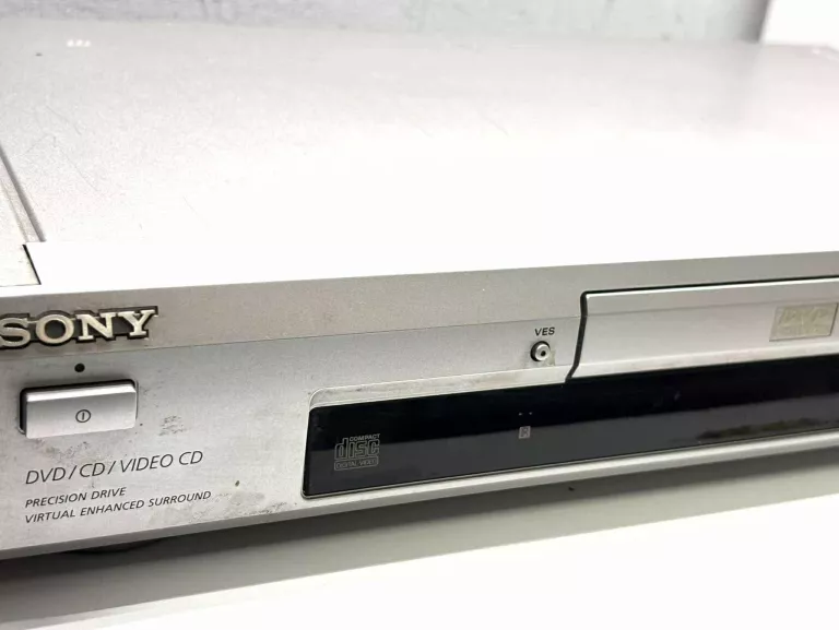 ODTWARZACZ SONY SREBRNY DVP - S336