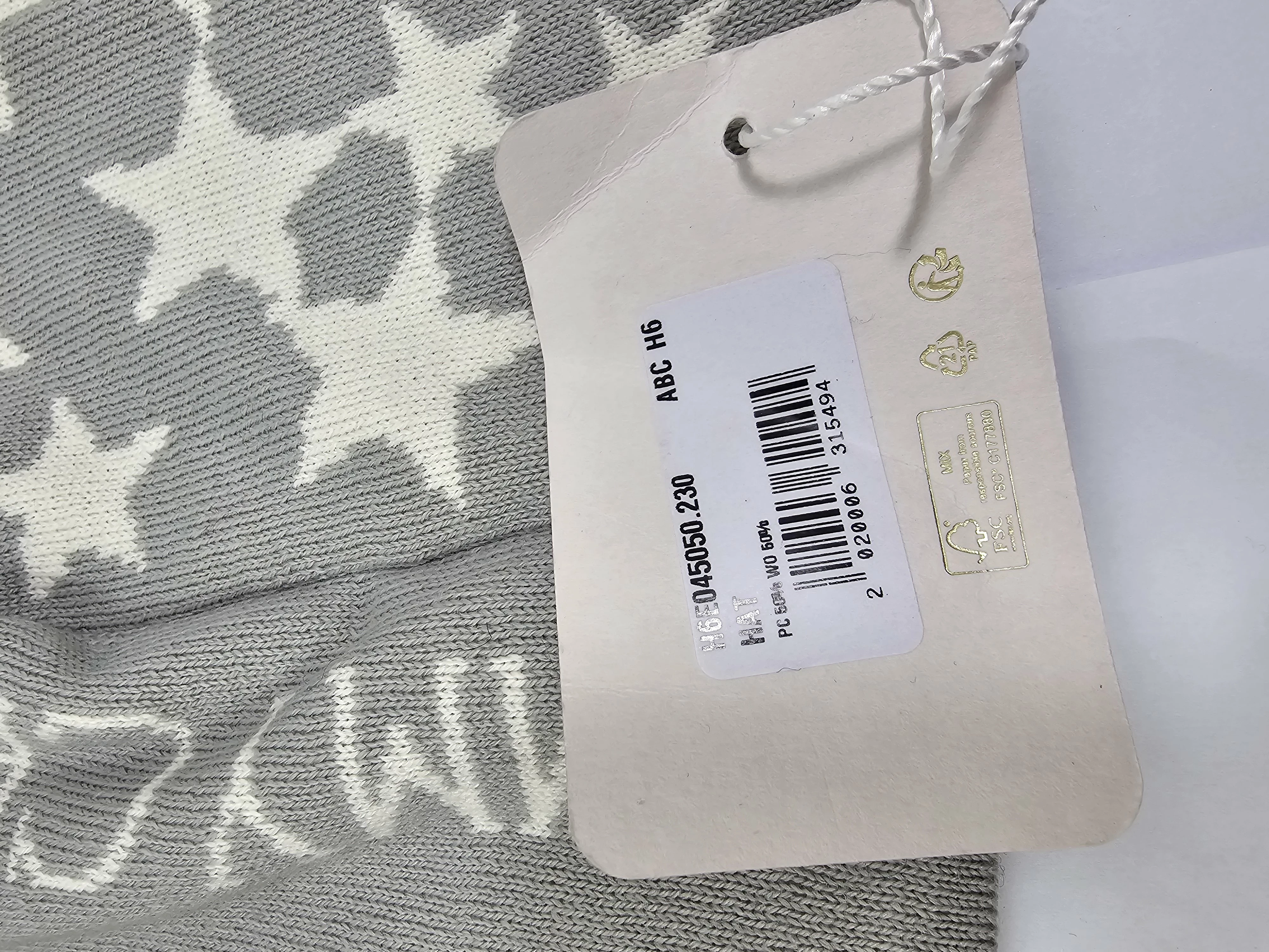 czapka-szara-w-gwiazdy-jimmy-choo-beanie-stan-11323-238058