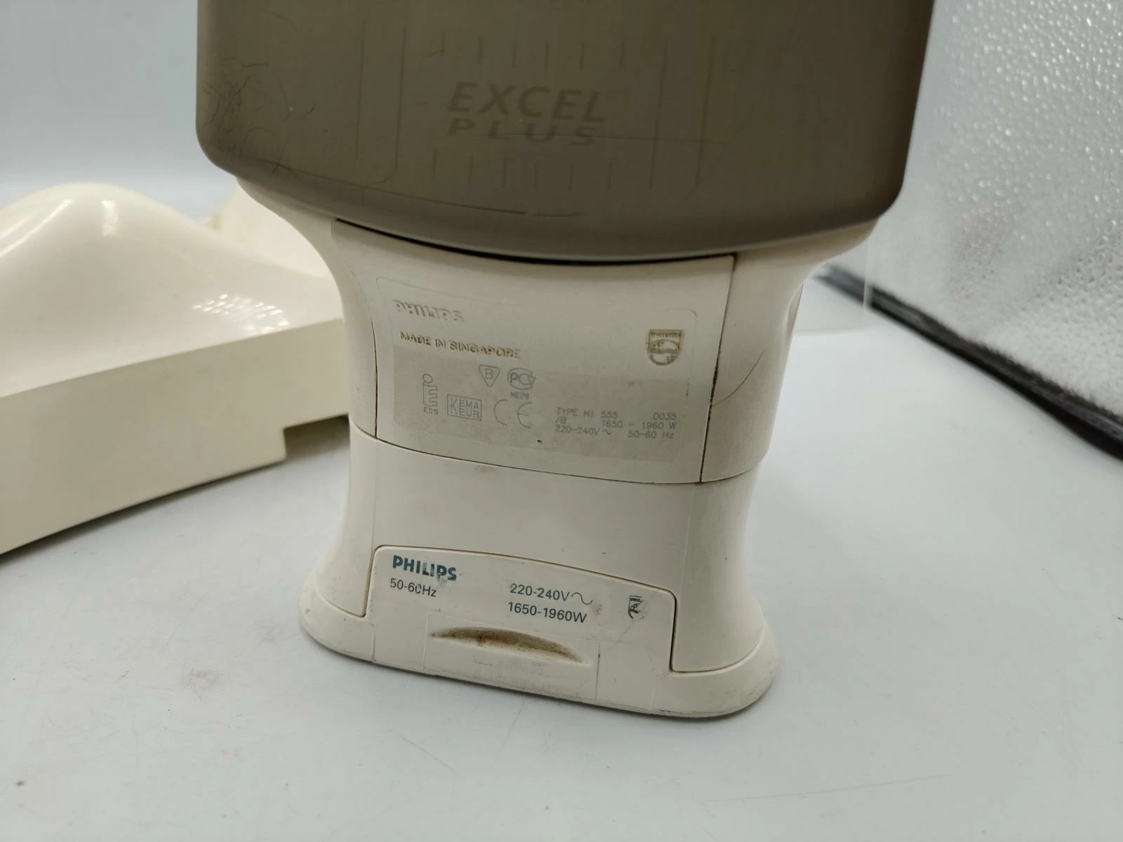 zelazko-bezprzewodowe-philips-azur-excel-plus-555-z-podstawa-kolor-dominujacy-129357-2