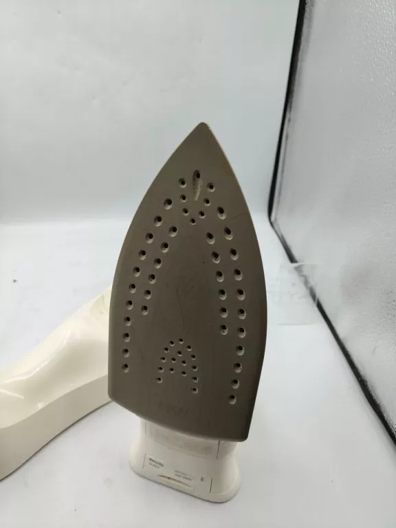 zelazko-bezprzewodowe-philips-azur-excel-plus-555-z-podstawa-stan-11323-2