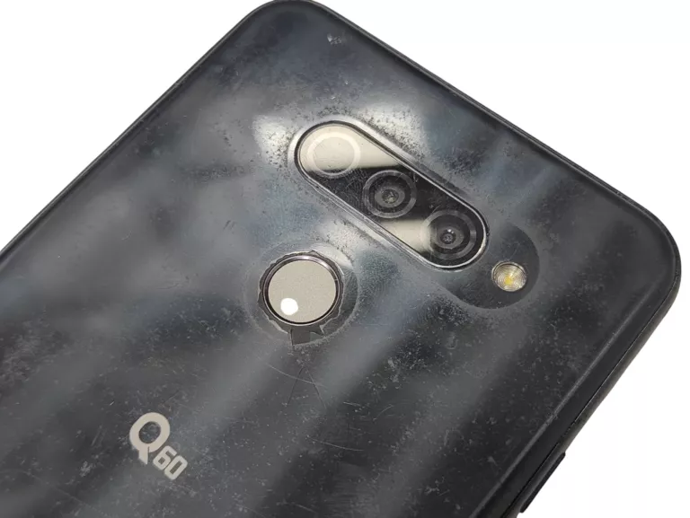TELEFON LG Q60 3 GB / 64 GB 4G