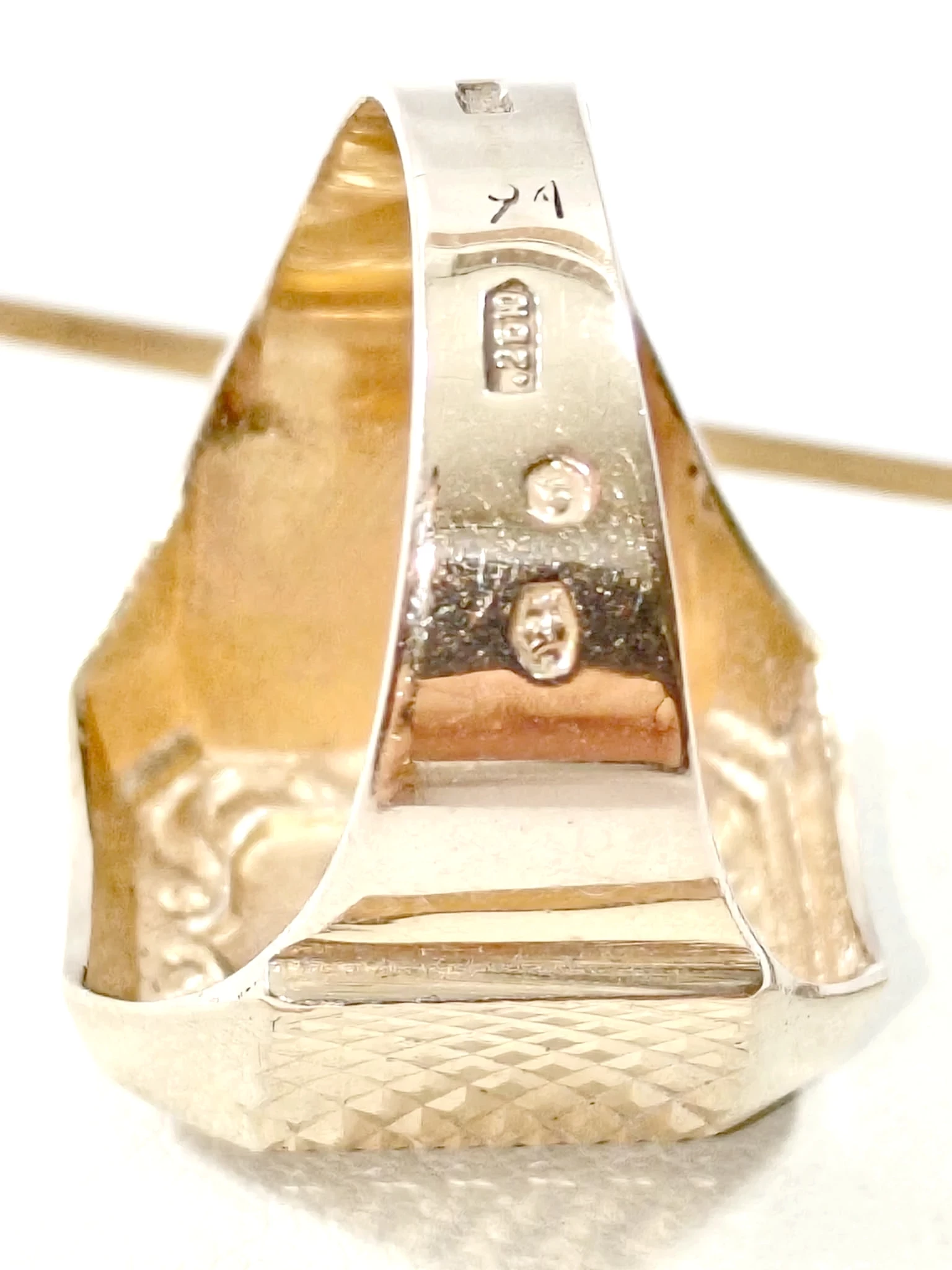 zloty-sygnet-1052g-585-r26-20-x-15mm-kod-producenta-5900025343036