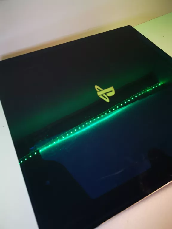 konsola-playstation-4-pro-500-million-limited-edition-wersja-130590-3