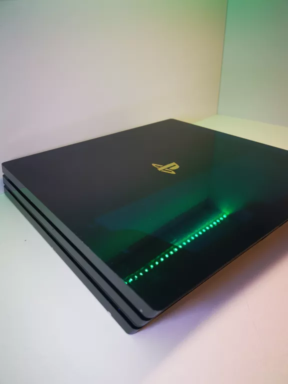 konsola-playstation-4-pro-500-million-limited-edition-kolor-206002-225590