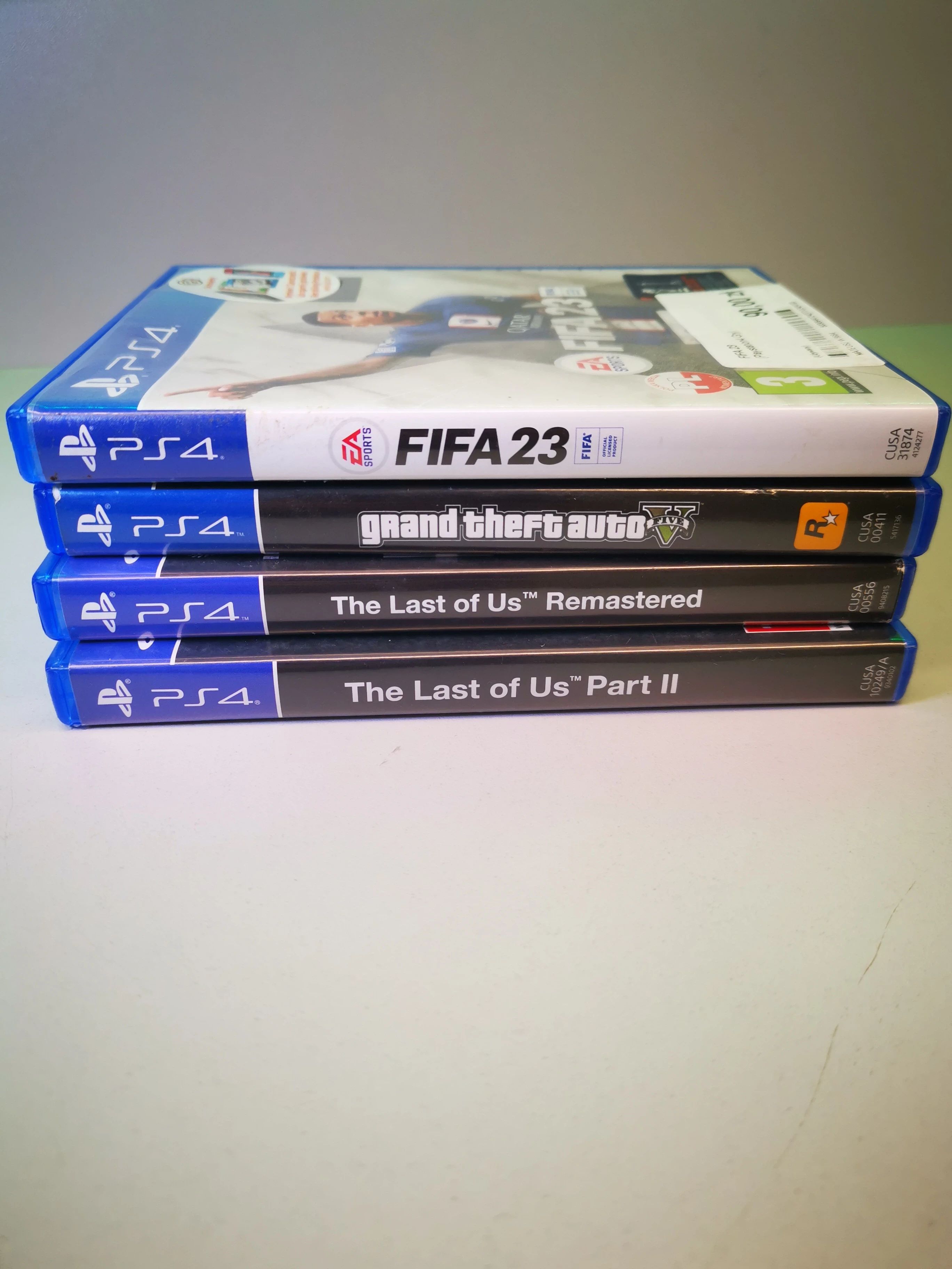 konsola-playstation-4-pro-500-million-limited-edition-ean-gtin-0711719403470