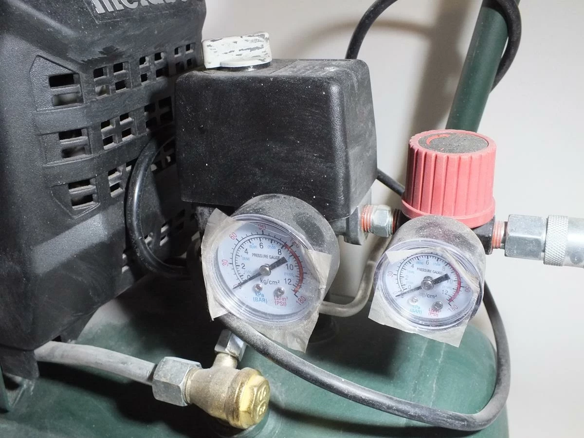 kompresor-bezolejowy-metabo-basic-250-24w-ean-gtin-4007430244413