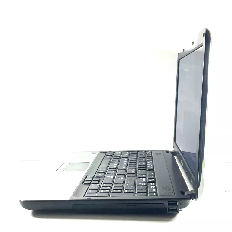 LAPTOP SAMSUNG R540