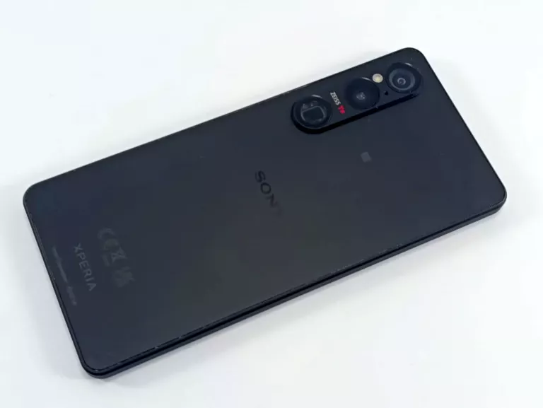 SMARTFON SONY XPERIA 1 VI 12 GB / 256 GB USZKODZONY