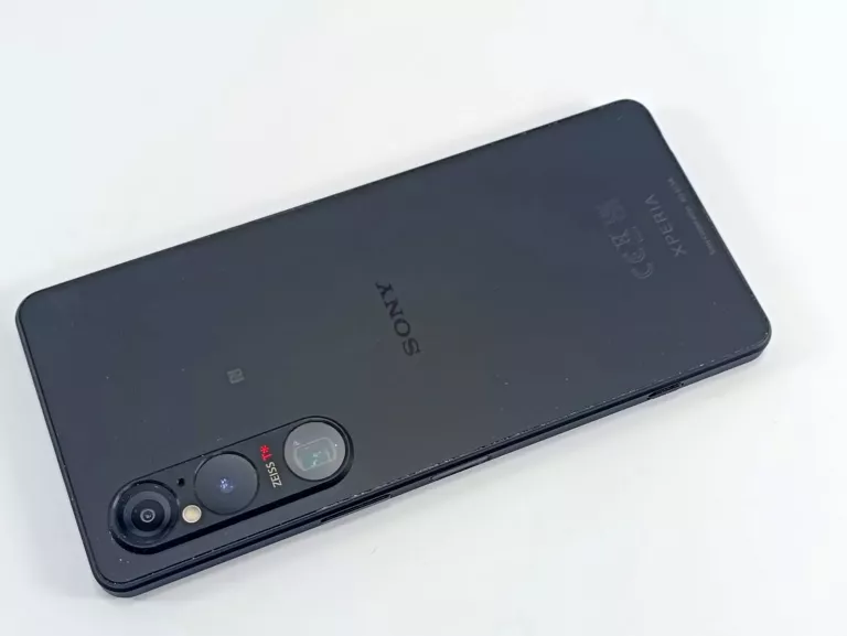 SMARTFON SONY XPERIA 1 VI 12 GB / 256 GB USZKODZONY