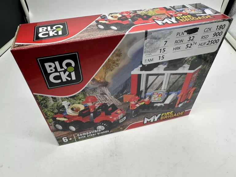 klocki-blocki-myfirebrigade-woz-gasniczy-130-elementow-glowna-9-walbrzych-sj
