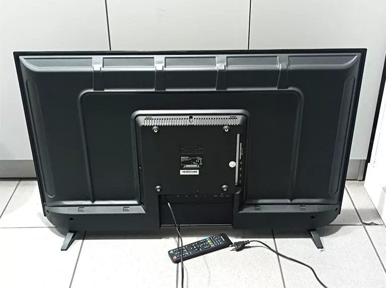 TELEWIZOR LED MANTA 43LUN120D 43" 4K UHD CZARNY