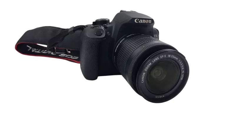 APARAT CANON EOS 700D + OBIEKTYW CANON EFS 15-55MM