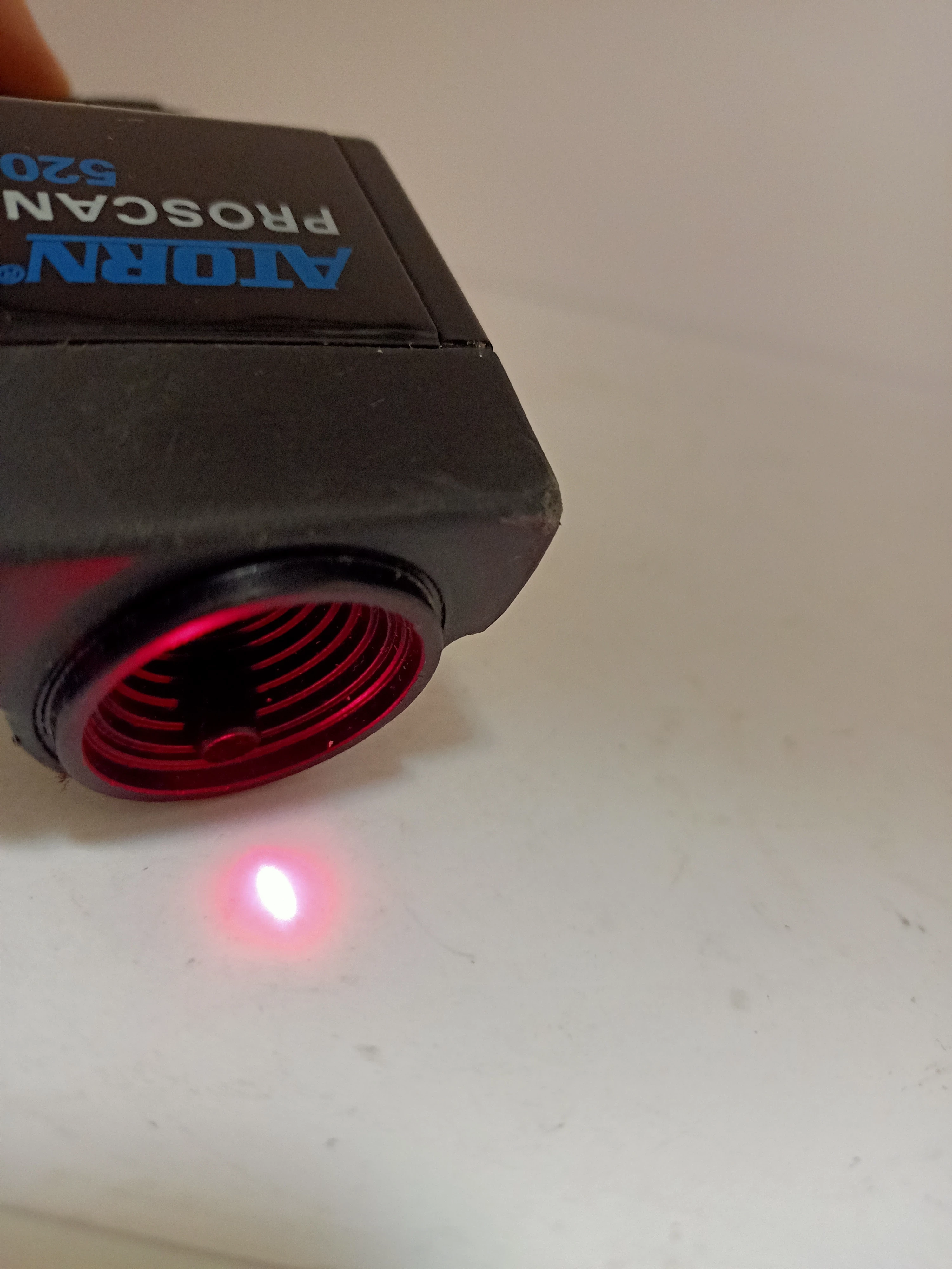 profesjonalny-termometr-na-podczerwien-atorn-proscan-520-ean-gtin-4009816031150