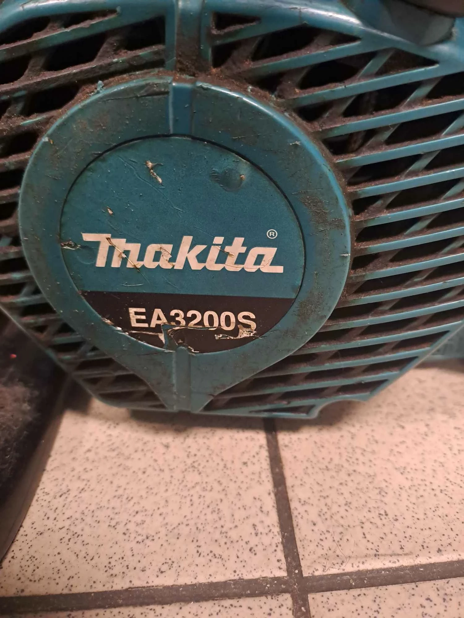 pila-spalinowa-makita-ea3200s-ean-gtin-088381615259