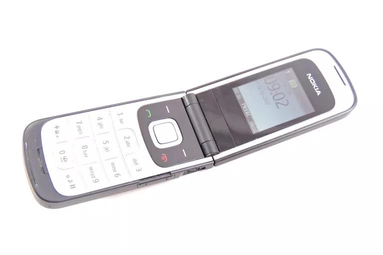 TELEFON NOKIA 2720 FOLD 32 MB / 32 MB 2G CZARNY