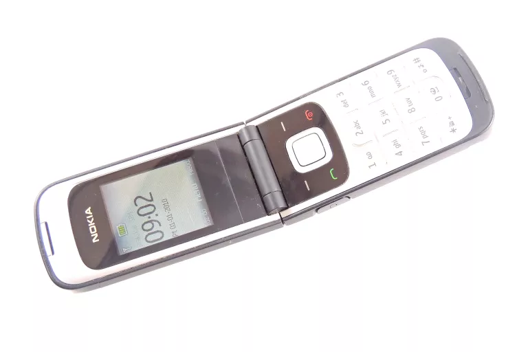 TELEFON NOKIA 2720 FOLD 32 MB / 32 MB 2G CZARNY