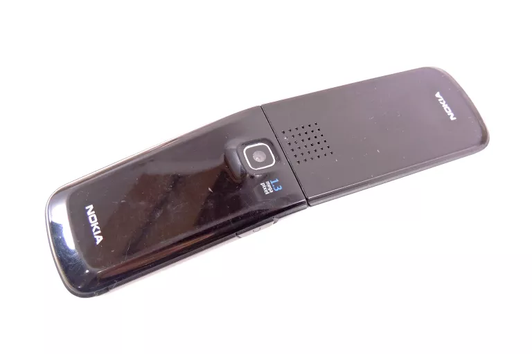 TELEFON NOKIA 2720 FOLD 32 MB / 32 MB 2G CZARNY