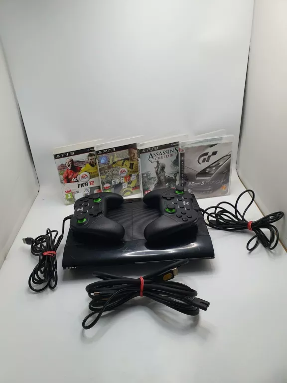 KONSOLA PS3 500GB 2X PAD GRY GRATIS