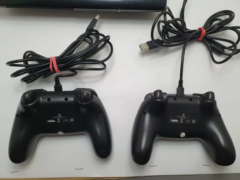 KONSOLA PS3 500GB 2X PAD GRY GRATIS