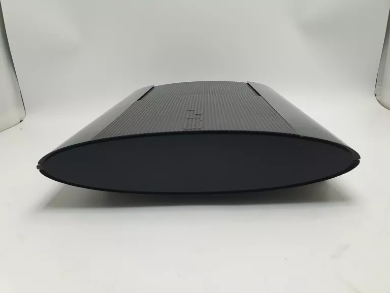KONSOLA PS3 500GB 2X PAD GRY GRATIS