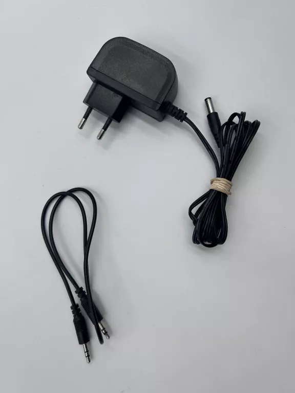GŁOŚNIK PODŚWIETLANY LED PRZENOŚNY BLUETOOTH PARTY BOX MUSE M-1805 DJ